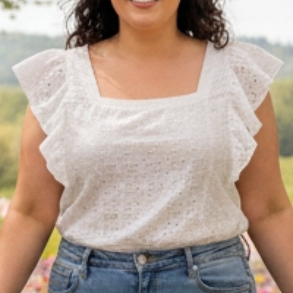 Maison Jules* White blouse w/cap sleeve ruffle* Size: 1X